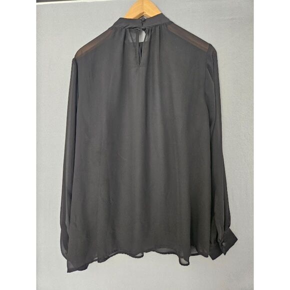 Torrid size 0 sheer blouse - Picture 2 of 8